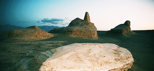 新疆巴州若羌米兰古城遗址景点图片