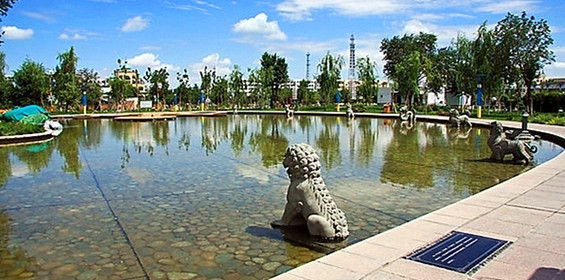 新疆昌吉呼图壁县世纪园旅游景区图片